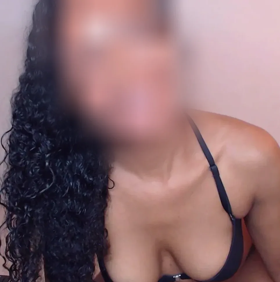 Dalia, 38