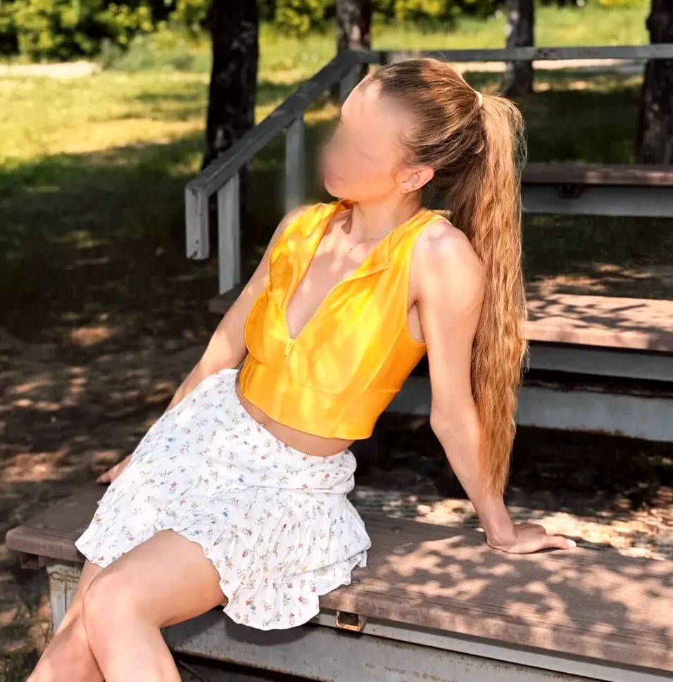 Jenny, 26