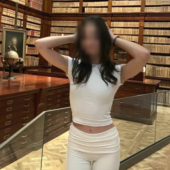 Meja, 19